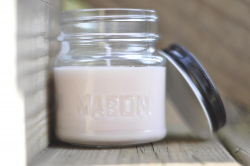 Pink Sugar Type Soy Candle 8oz Jar, Just In Time For Spring